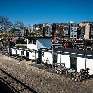 Houseboat-Amsterdam